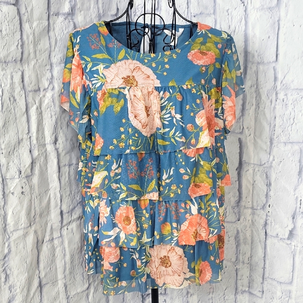 LC Lauren Conrad Blue Floral‎ Blouse